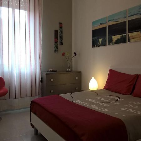 Casa Vacanze A Pennichella Canicattini Bagni Luaran gambar