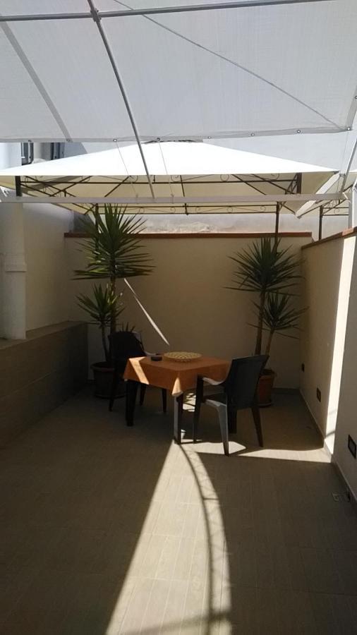 Casa Vacanze A Pennichella Canicattini Bagni Luaran gambar